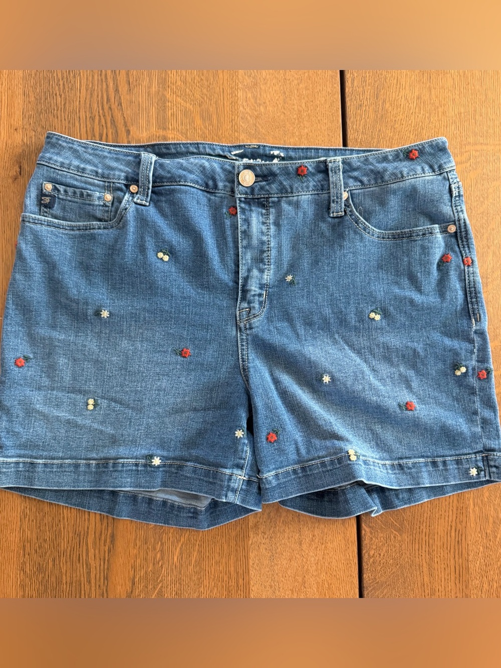 Denim Shorts with Embroidered Flowers